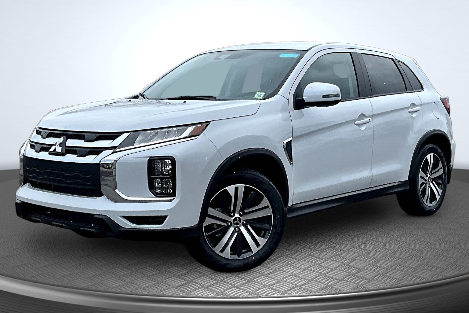 2026 Mitsubishi Outlander Sport 2.0 SE AWC CVT's photo