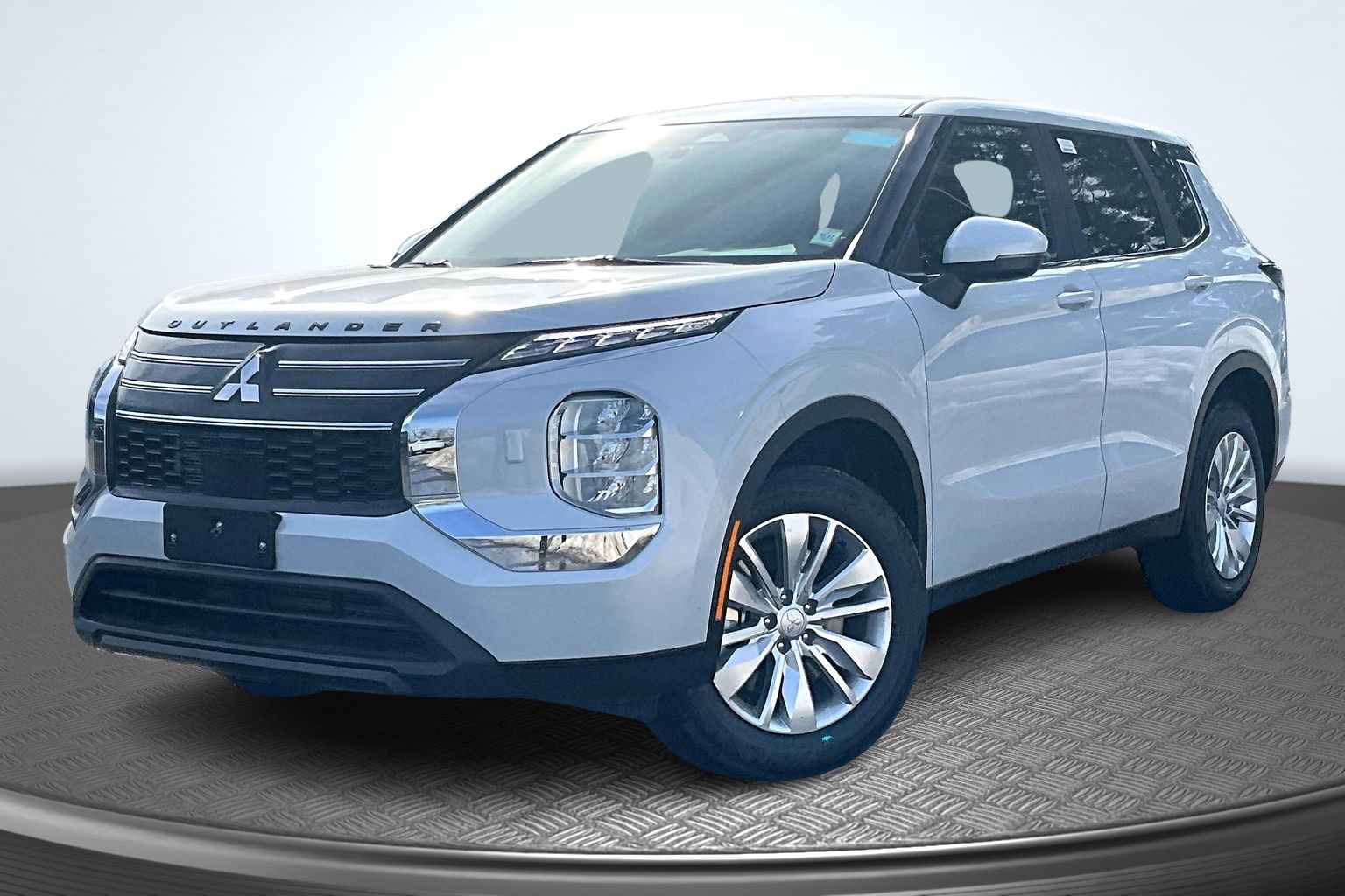 2026 Mitsubishi Outlander ES S-AWC's photo