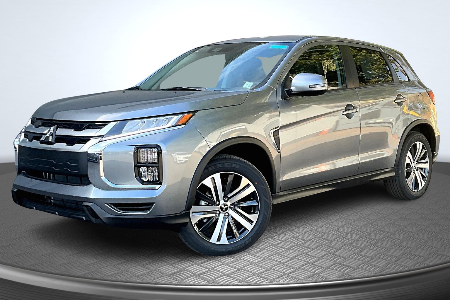 2025 Mitsubishi Outlander Sport ES's photo