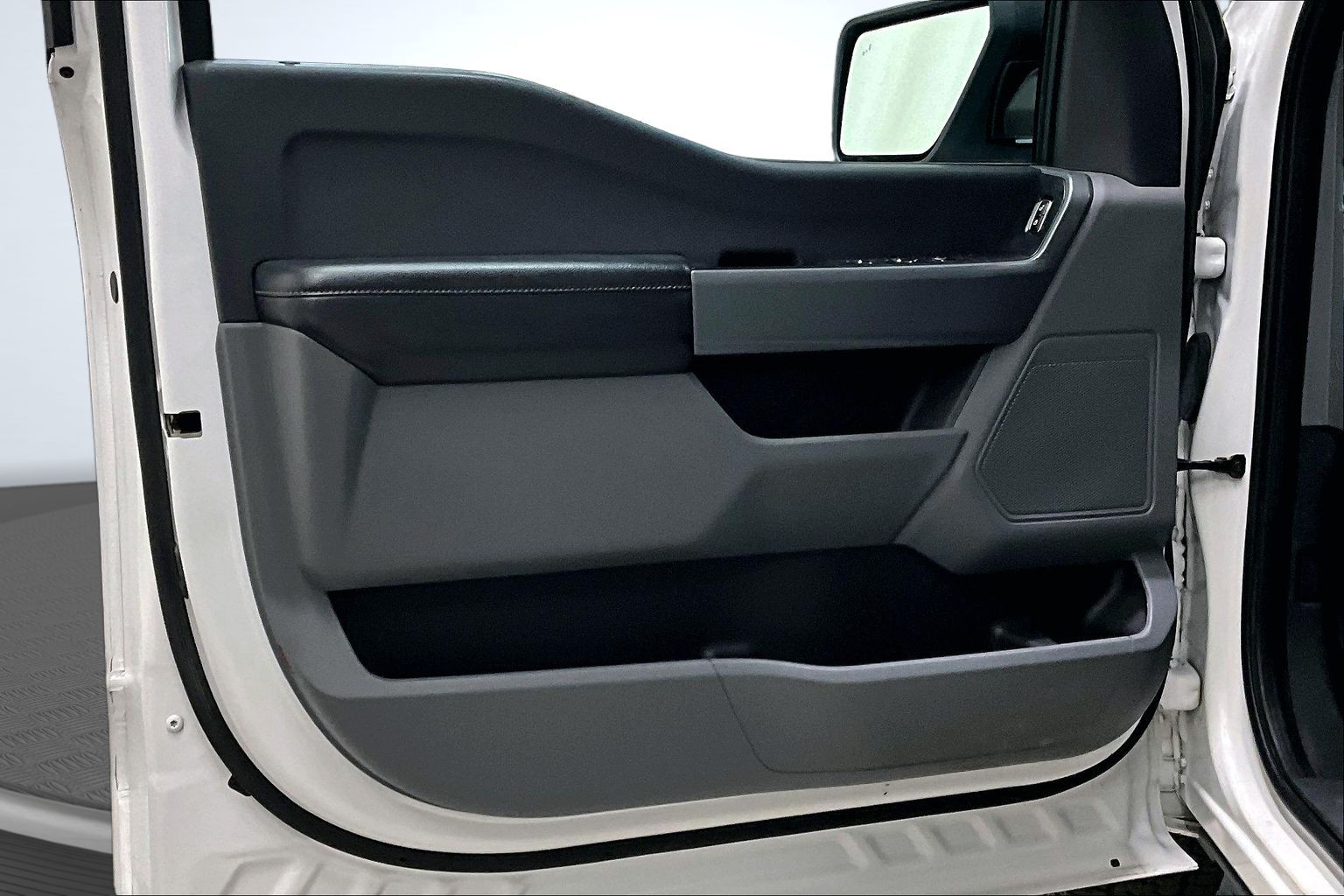 2023 Ford F-150 XLT - Photo 18