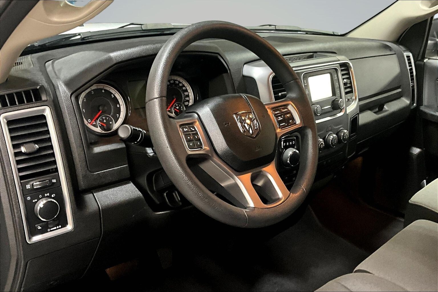 2024 RAM Ram 1500 Classic SLT - Photo 14