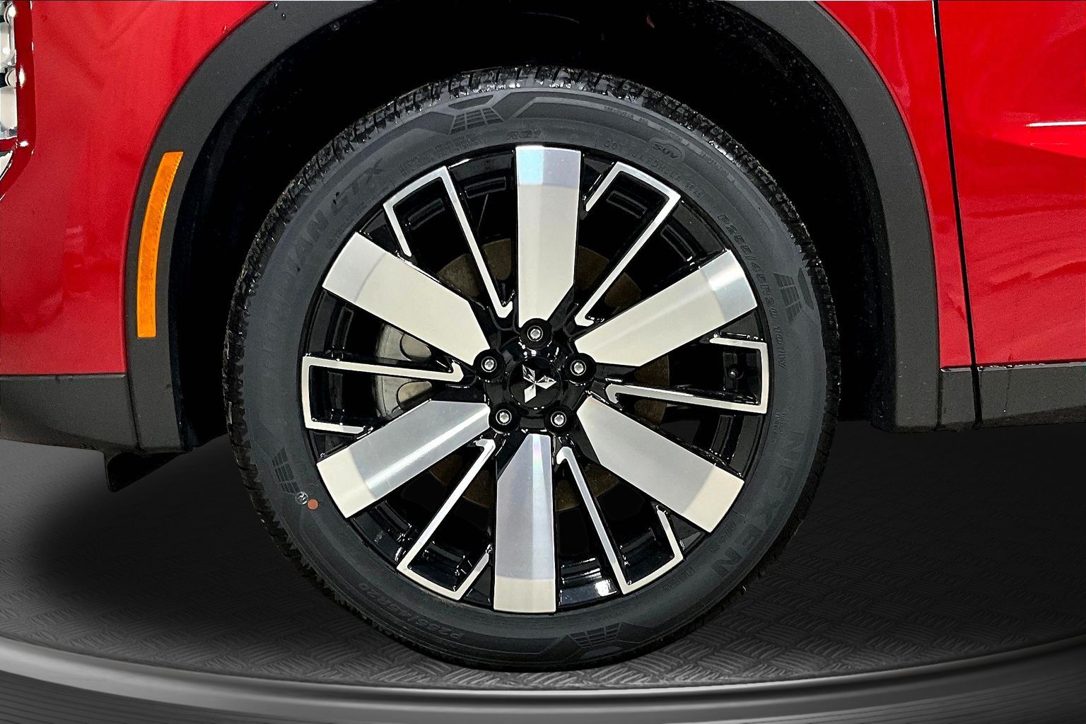 2026 Mitsubishi Outlander SE - Photo 12
