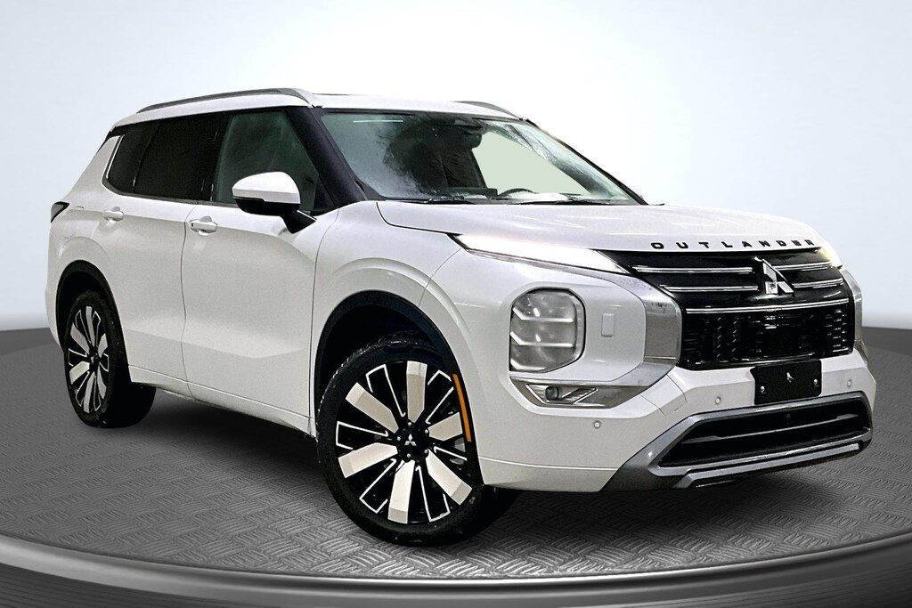 New 2026 Mitsubishi Outlander SEL SUV