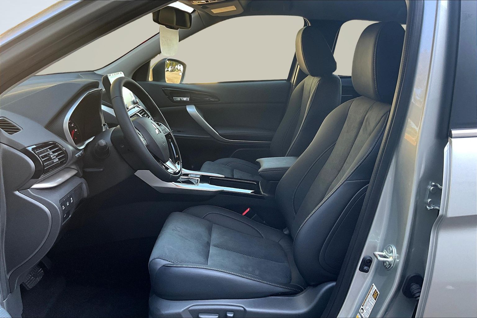 2026 Mitsubishi Eclipse Cross SE - Photo 9