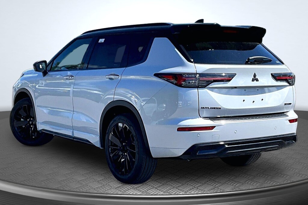 New 2026 Mitsubishi Outlander Black Edition SUV