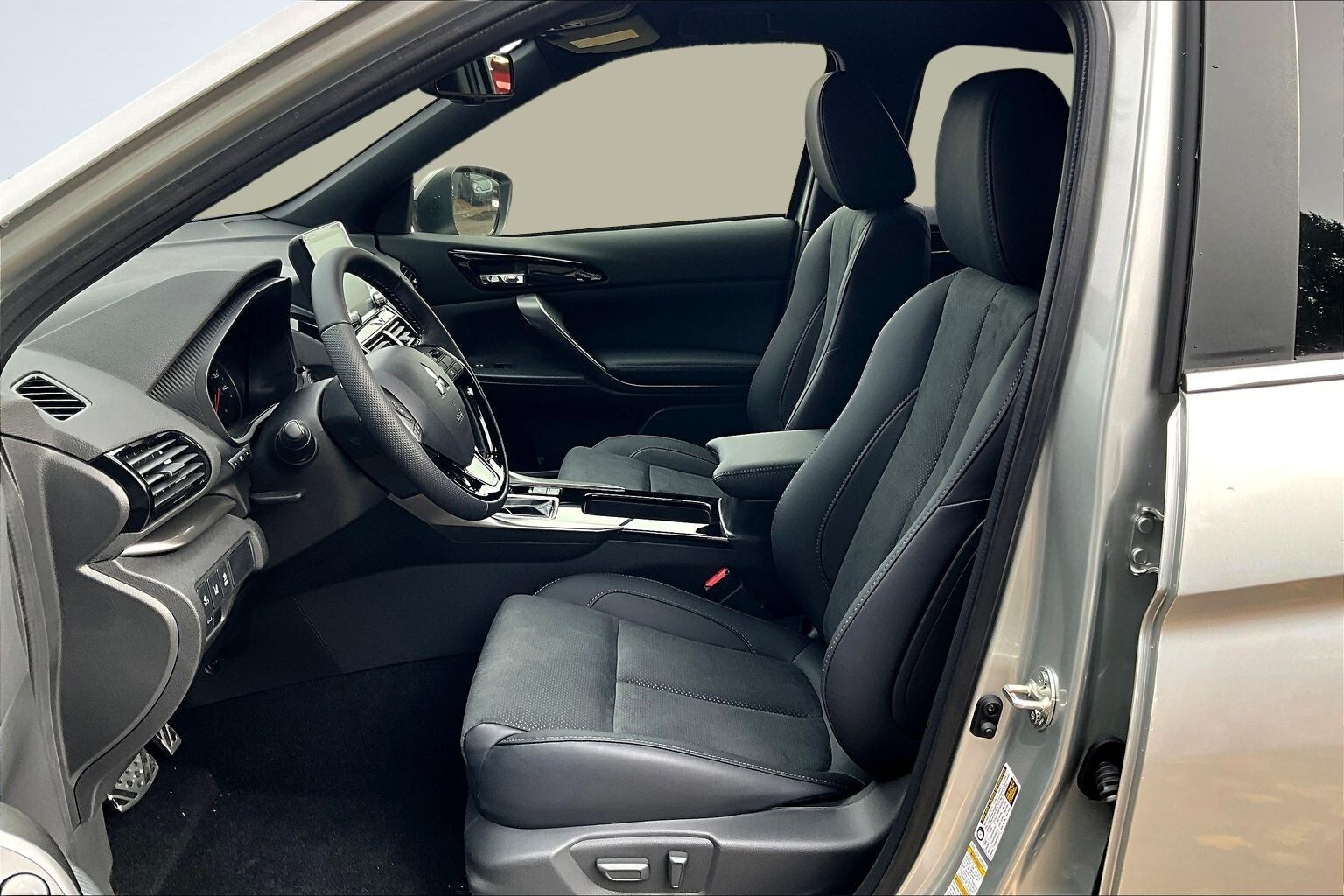 2026 Mitsubishi Eclipse Cross Black Edition - Photo 9