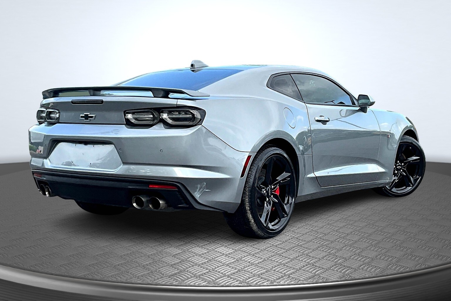 2023 Chevrolet Camaro 2SS photo 2