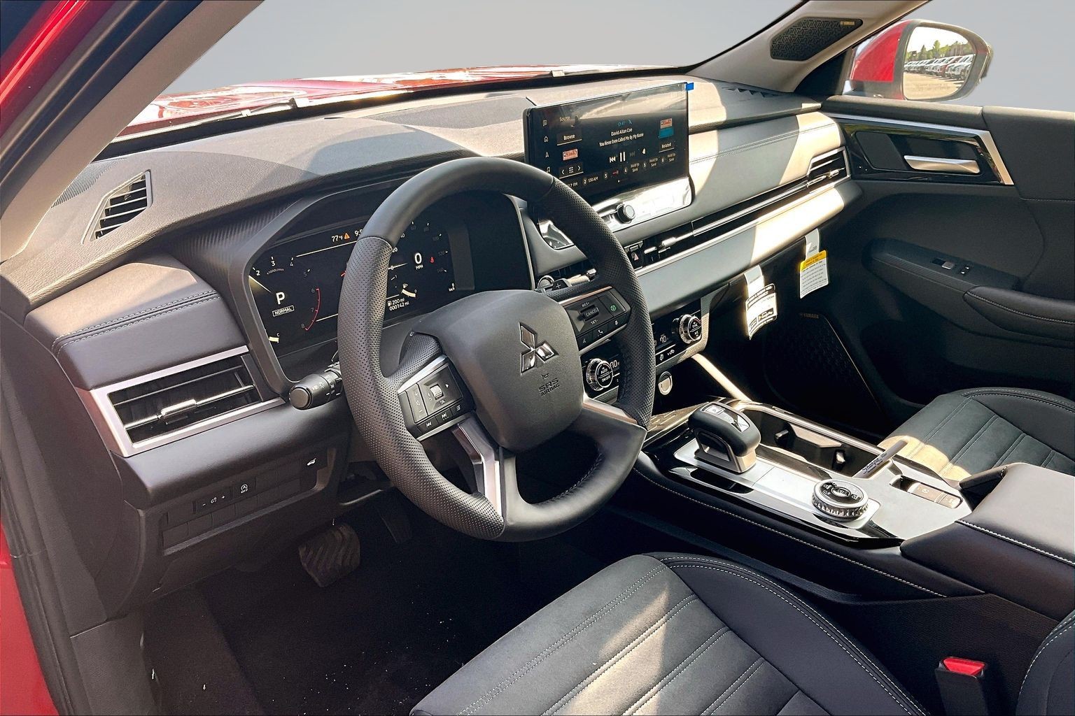 2026 Mitsubishi Outlander SE - Photo 6