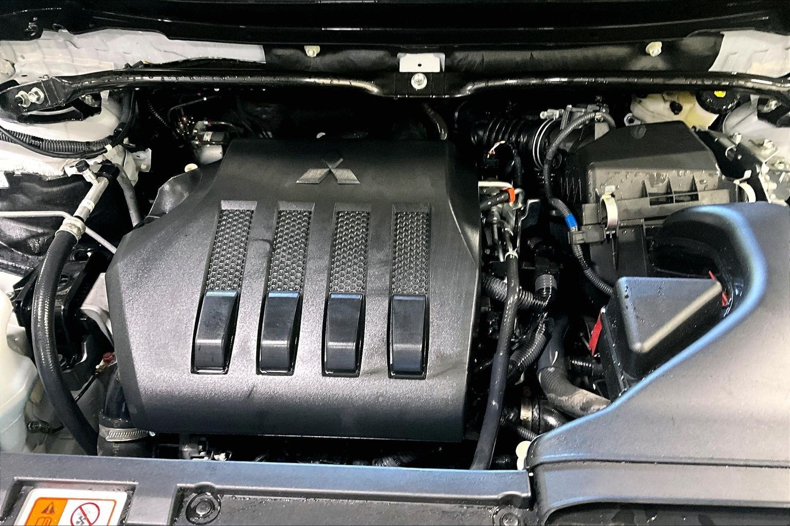 2026 Mitsubishi Eclipse Cross LE - Photo 11