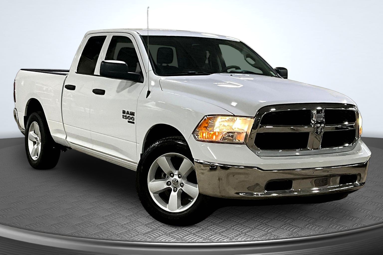 2024 RAM Ram 1500 Classic SLT - Photo 12