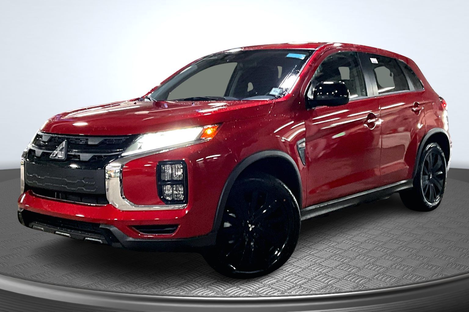 2025 Mitsubishi Outlander Sport LE's photo
