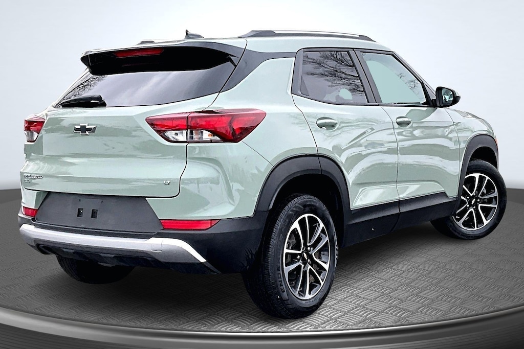 Used 2025 Chevrolet Trailblazer LT SUV