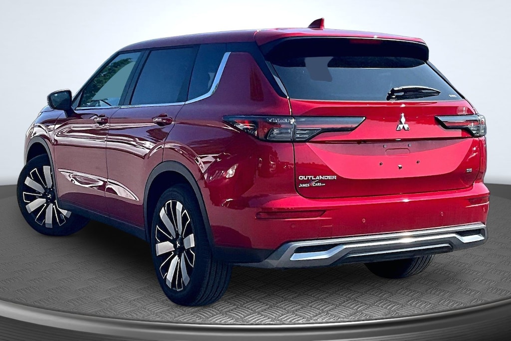 New 2026 Mitsubishi Outlander SE SUV