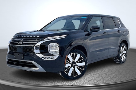 2026 Mitsubishi Outlander SE SUV