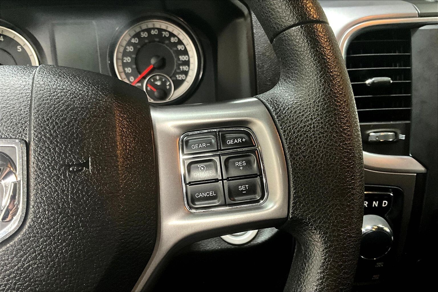 2024 RAM Ram 1500 Classic SLT - Photo 21