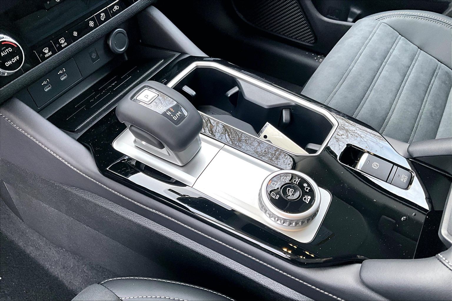 2026 Mitsubishi Outlander SE - Photo 8