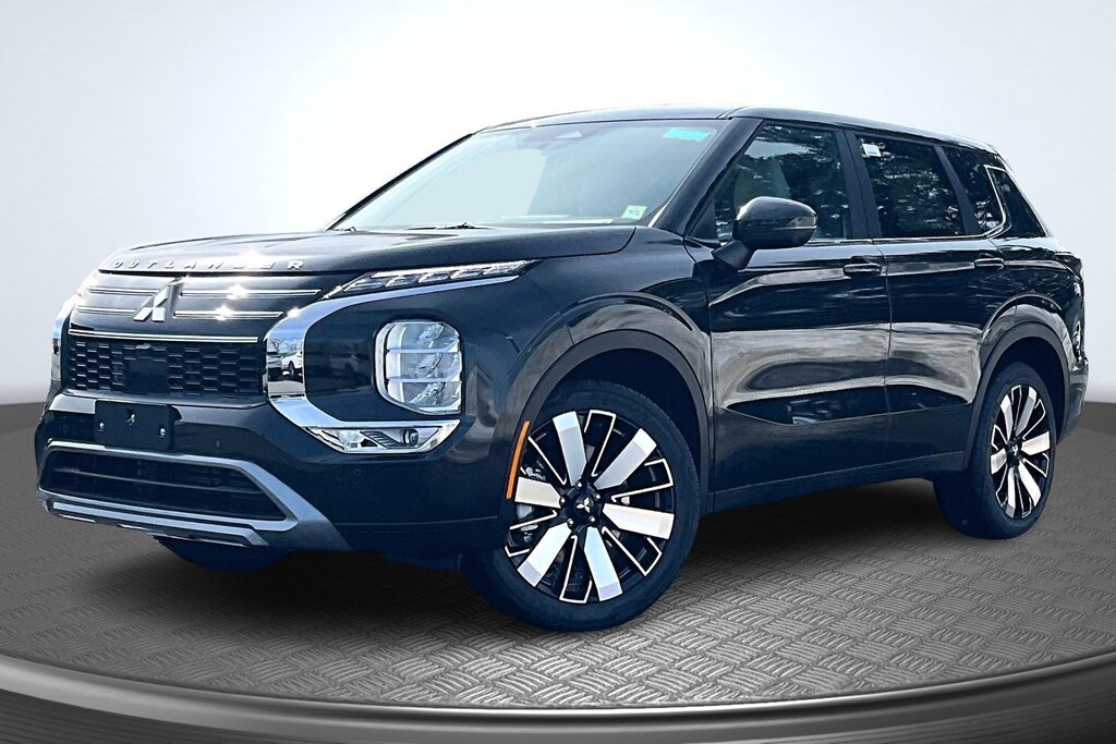 New 2026 Mitsubishi Outlander SE SUV
