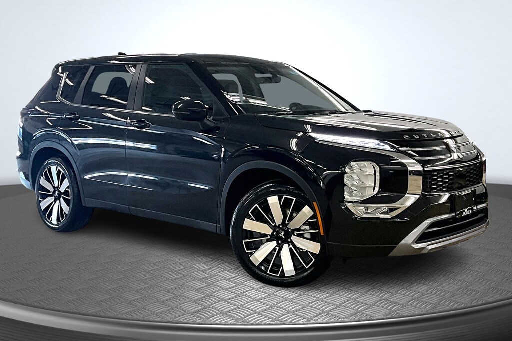 New 2026 Mitsubishi Outlander SE SUV