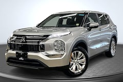 2026 Mitsubishi Outlander ES SUV