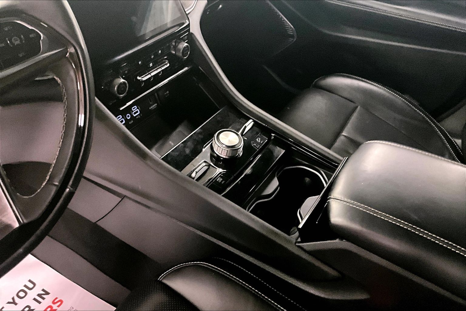 2023 Jeep Grand Cherokee Overland - Photo 15