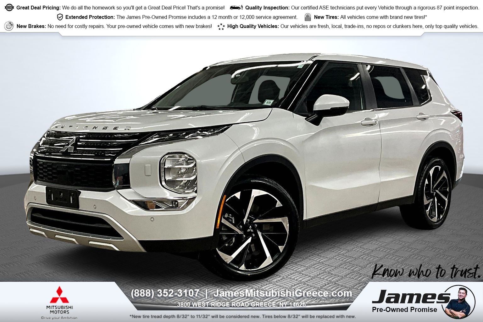 2023 Mitsubishi Outlander SE's photo