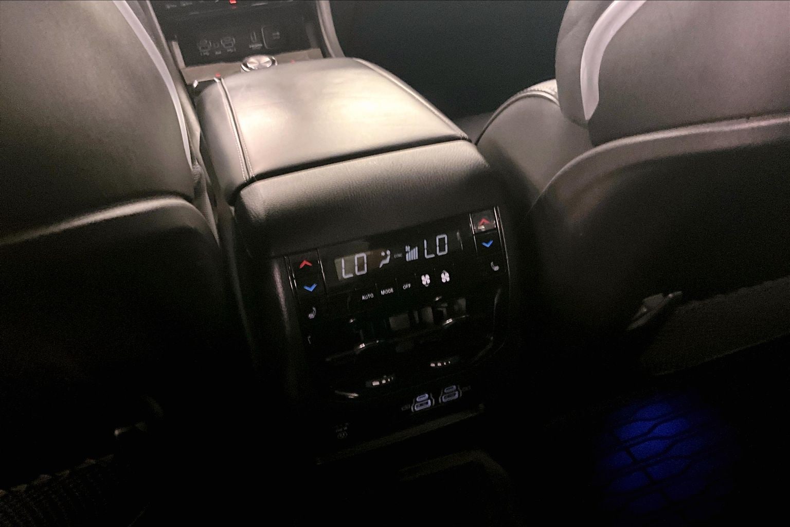 2023 Jeep Grand Cherokee Overland - Photo 26