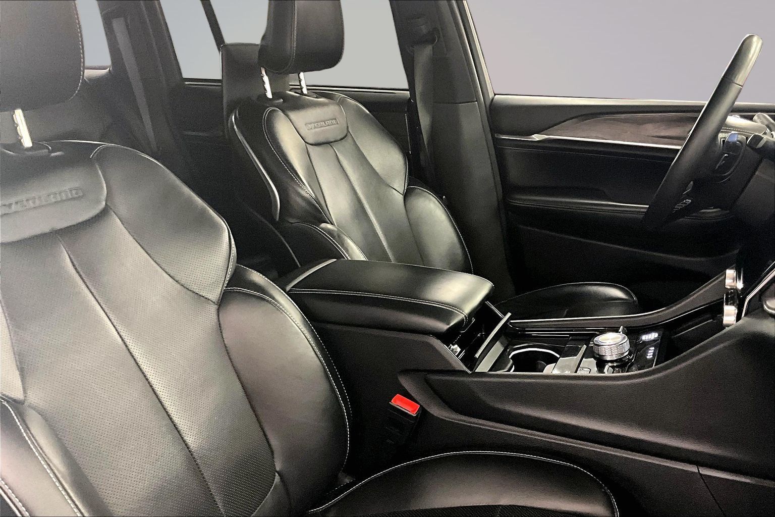 2023 Jeep Grand Cherokee Overland - Photo 8