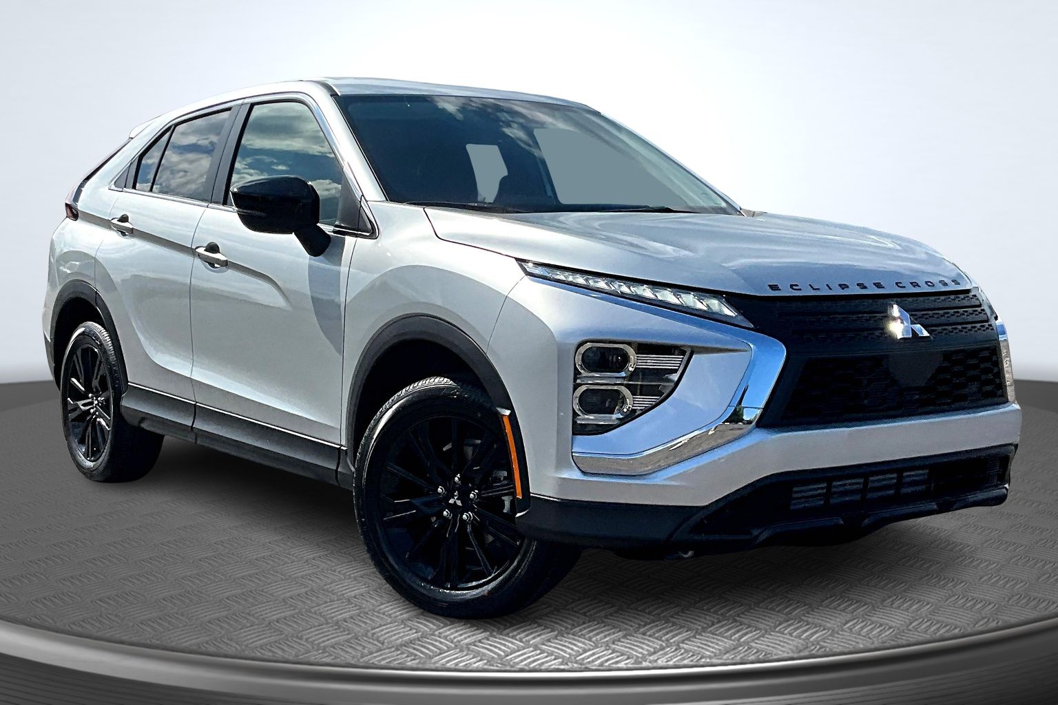 2025 Mitsubishi Eclipse Cross LE Ralliart photo 2