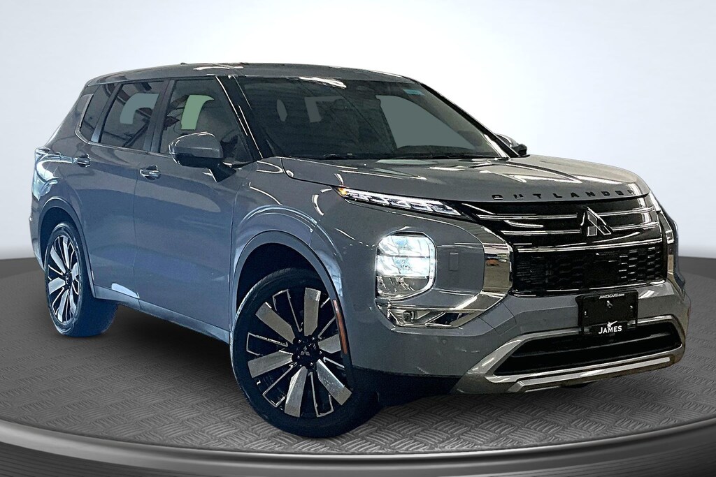 New 2026 Mitsubishi Outlander SE SUV