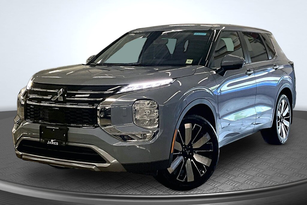 New 2026 Mitsubishi Outlander SE SUV