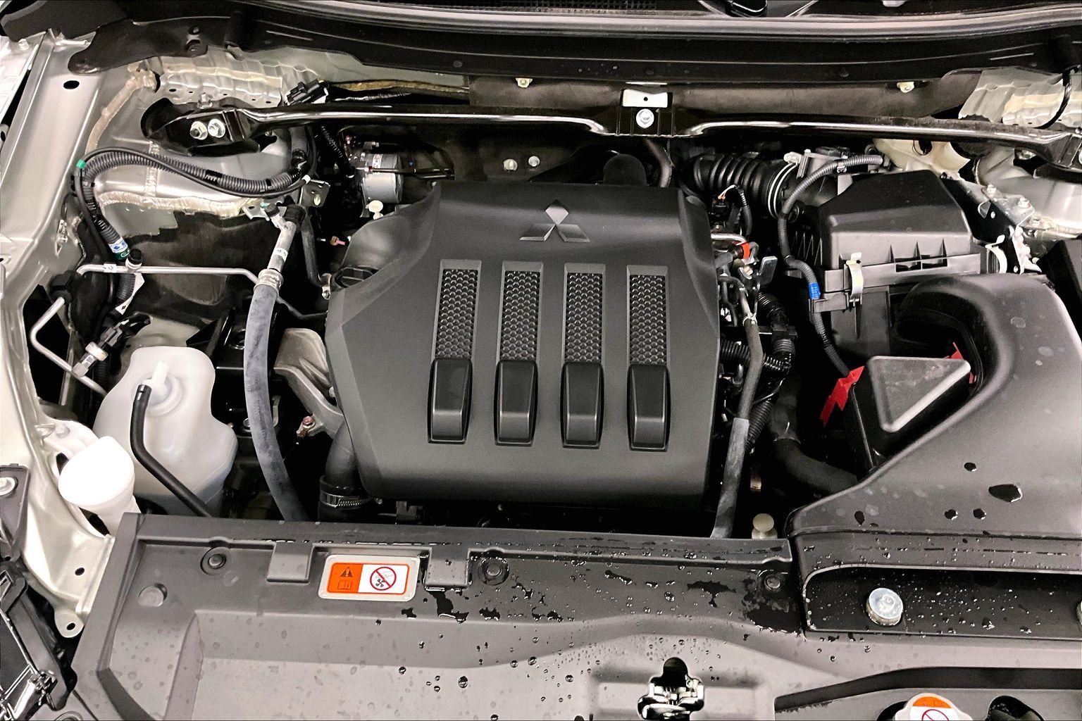 2026 Mitsubishi Eclipse Cross SE - Photo 10