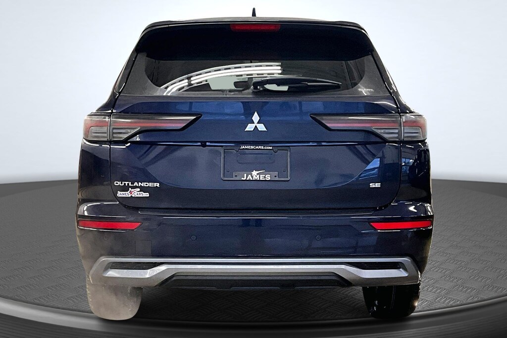 New 2026 Mitsubishi Outlander SE SUV