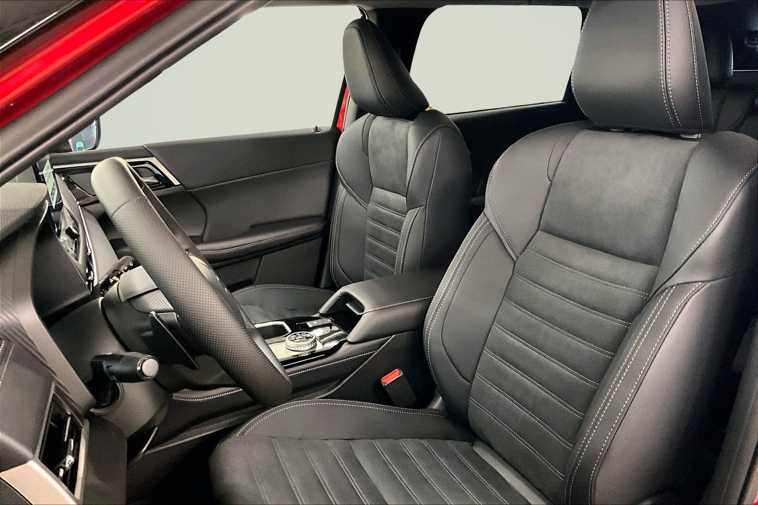 2026 Mitsubishi Outlander SE - Photo 9