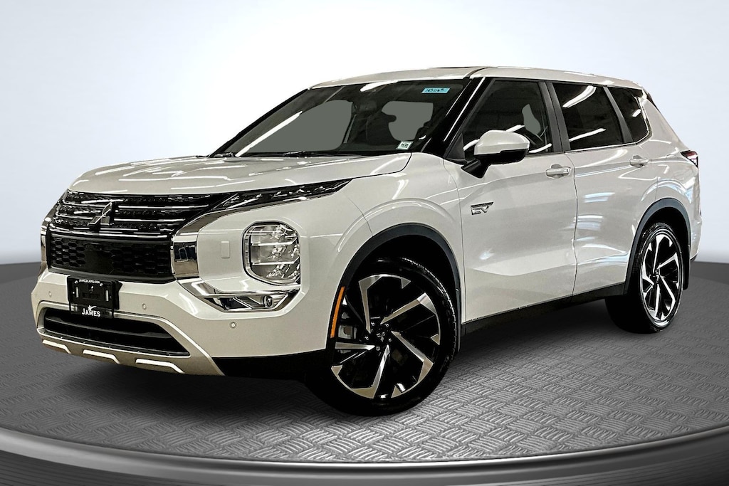 New 2025 Mitsubishi Outlander PHEV SE SUV