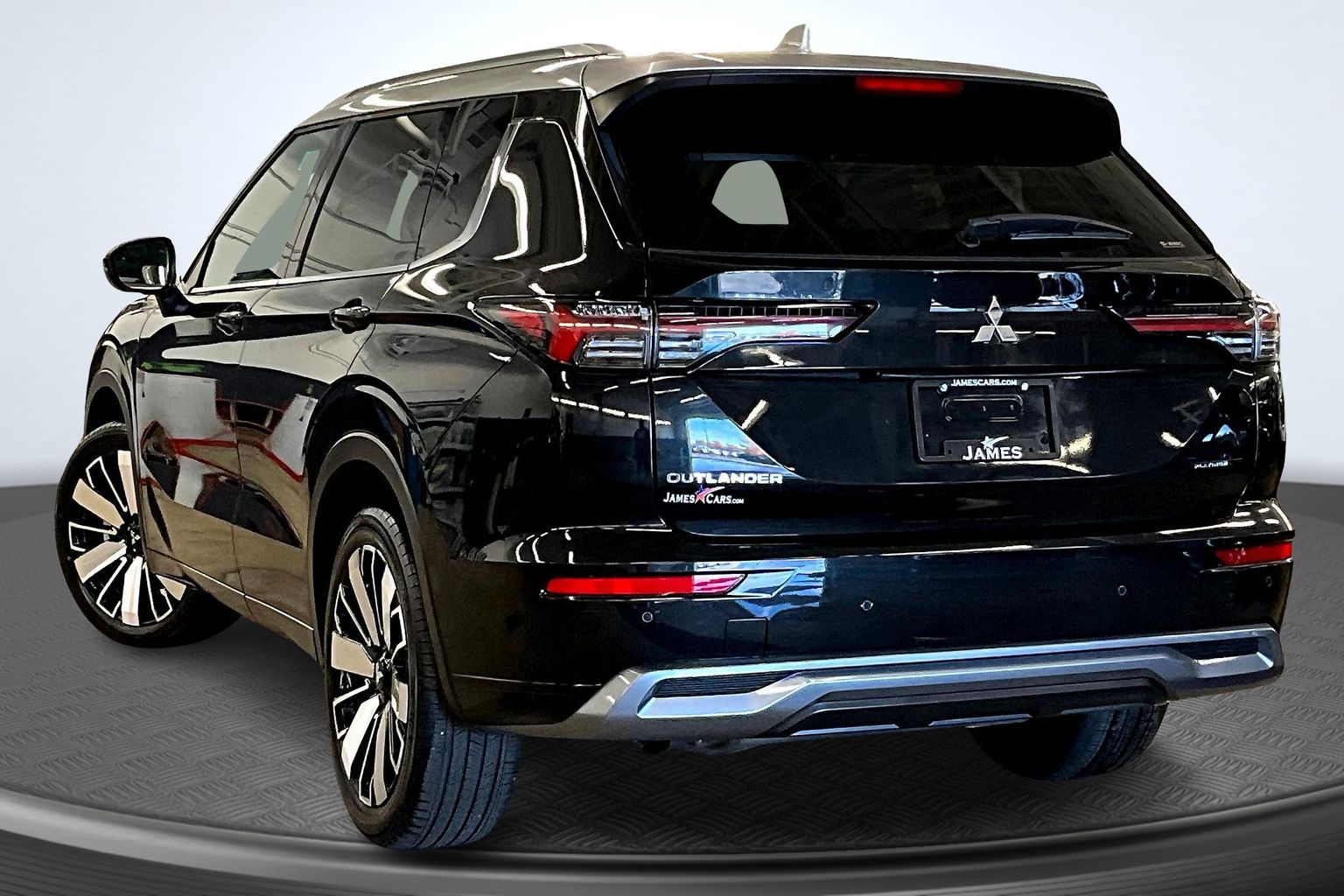 2025 Mitsubishi Outlander SEL GT photo 3