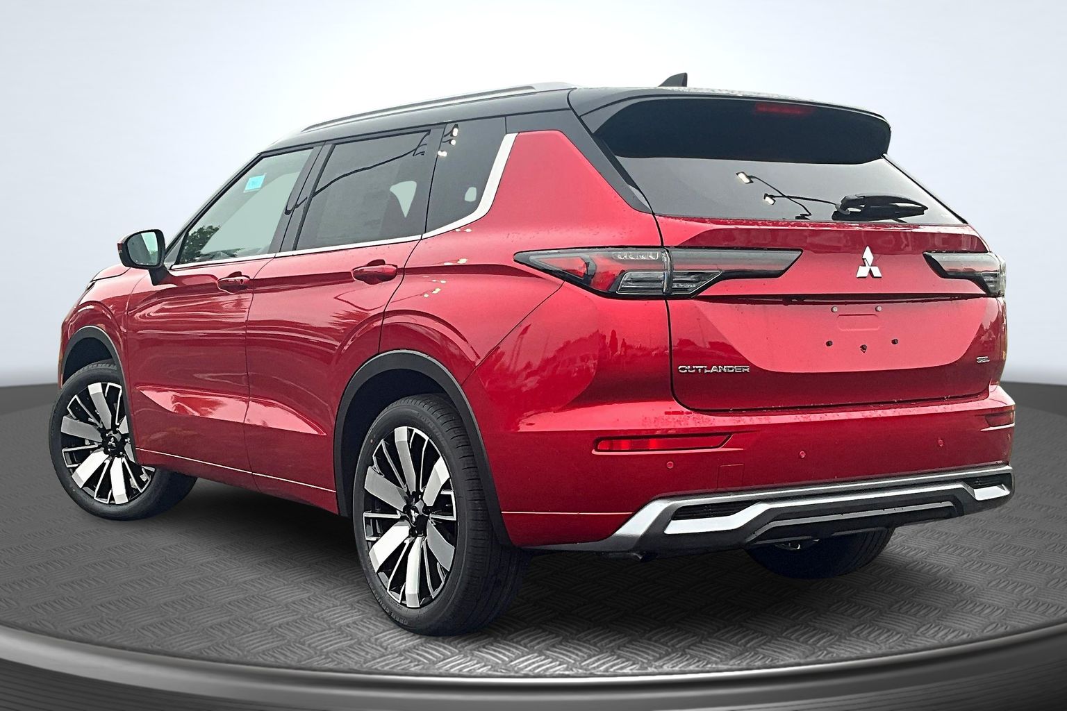 2025 Mitsubishi Outlander SEL GT photo 3