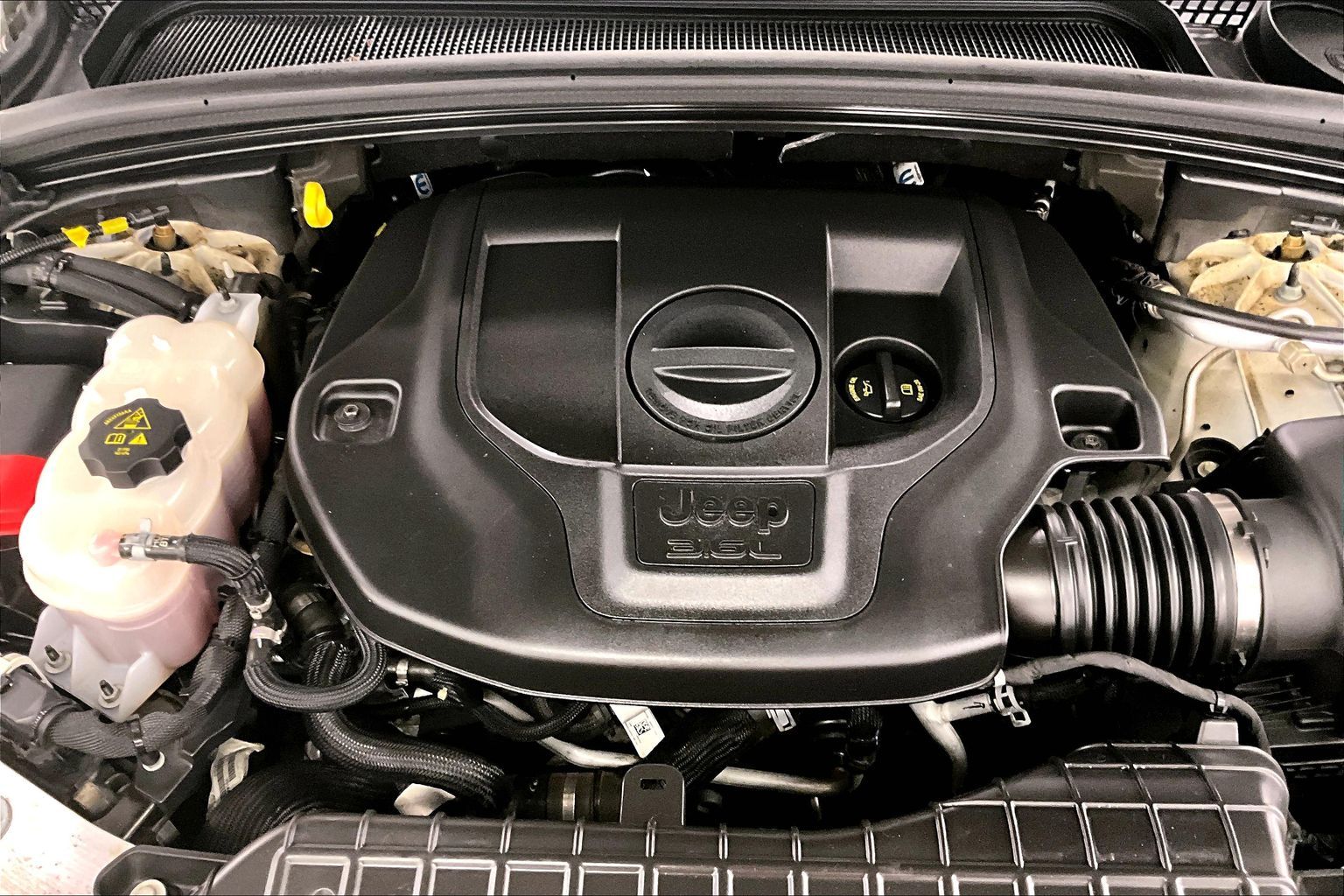 2023 Jeep Grand Cherokee Overland - Photo 34