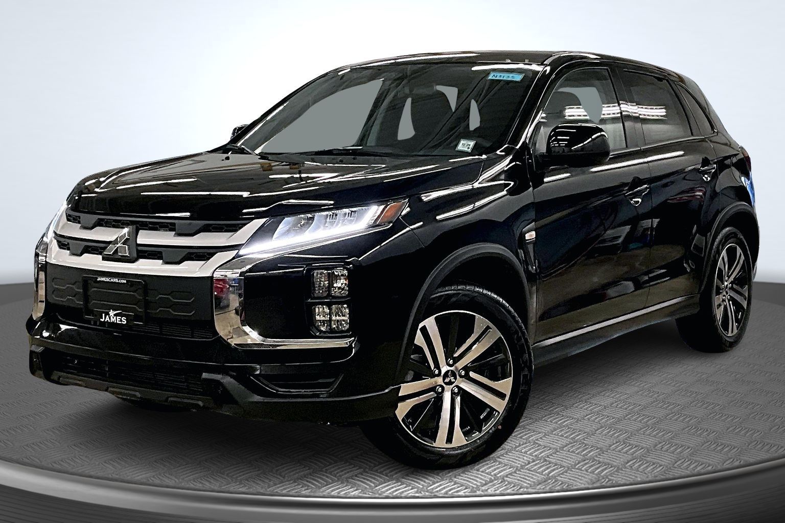 2025 Mitsubishi Outlander Sport ES's photo