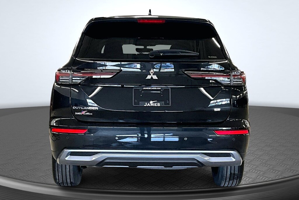 New 2026 Mitsubishi Outlander SE SUV