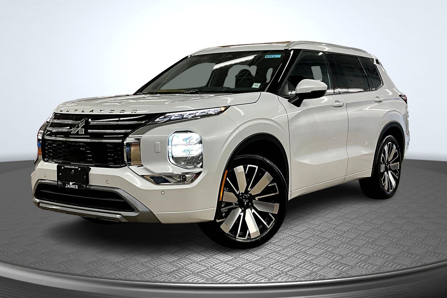 2025 Mitsubishi Outlander SEL's photo