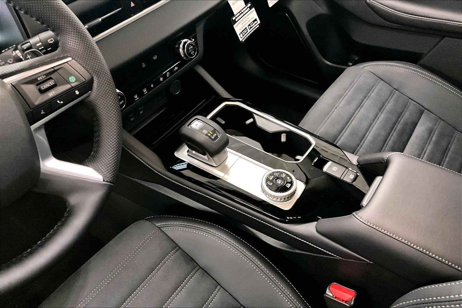 2026 Mitsubishi Outlander SE - Photo 8