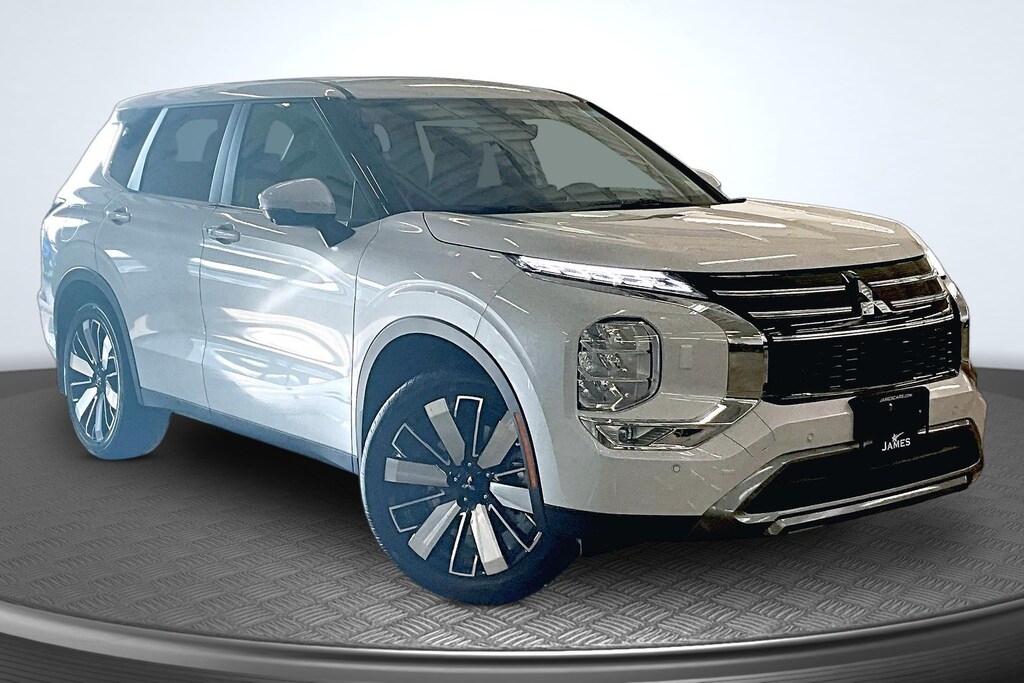 New 2026 Mitsubishi Outlander SE SUV