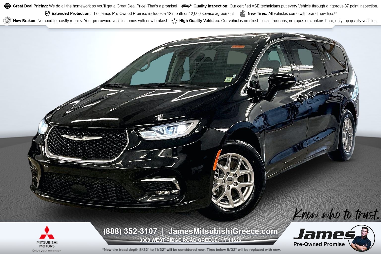 2024 Chrysler Pacifica Touring L's photo