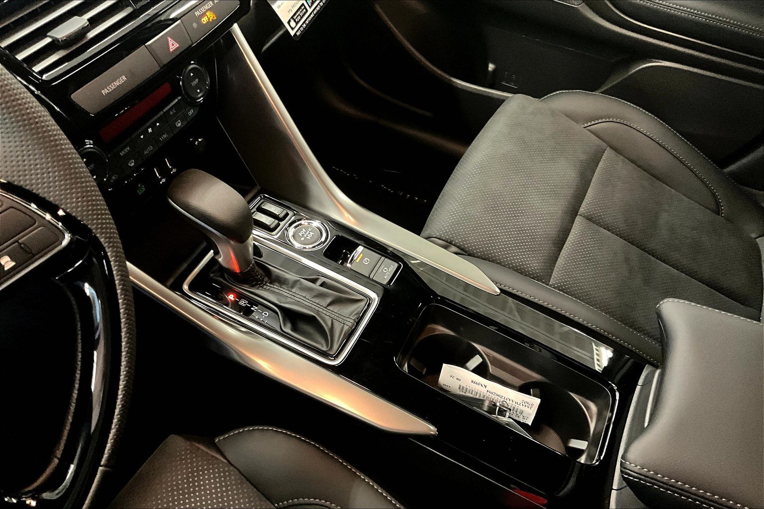 2026 Mitsubishi Eclipse Cross Black Edition - Photo 8
