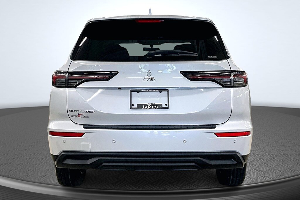New 2026 Mitsubishi Outlander ES SUV