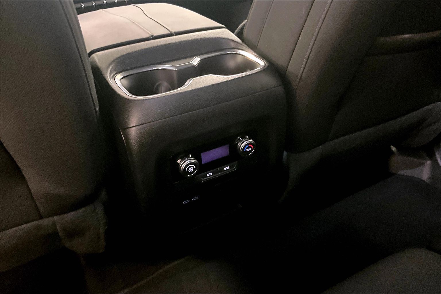 2025 GMC Acadia Elevation - Photo 24