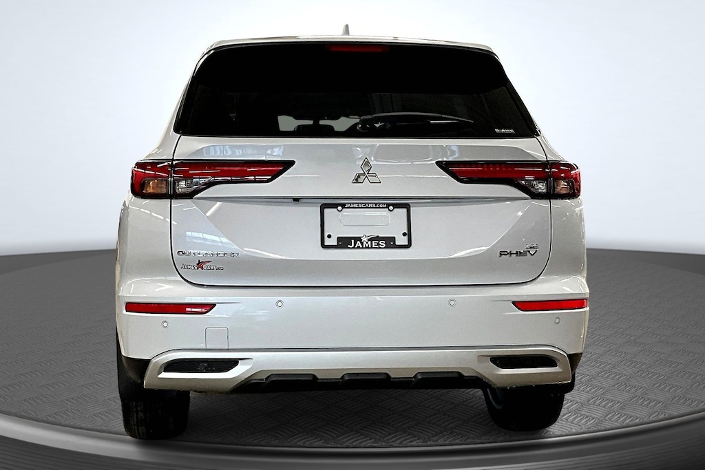 New 2025 Mitsubishi Outlander PHEV SE SUV