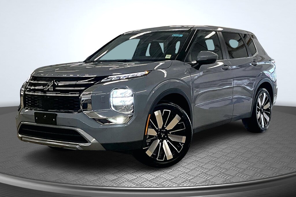 New 2026 Mitsubishi Outlander SE SUV