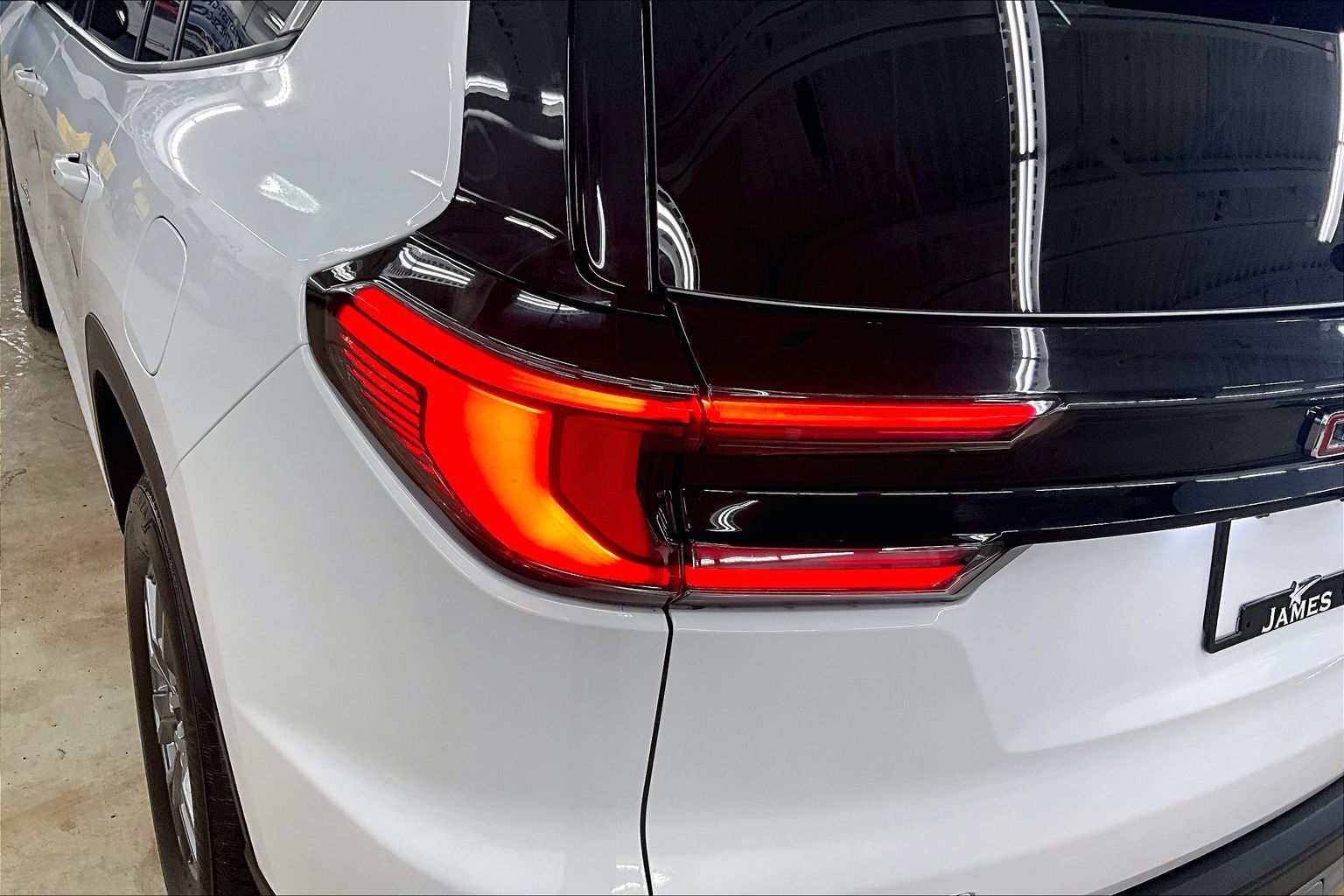 2025 GMC Acadia Elevation - Photo 32