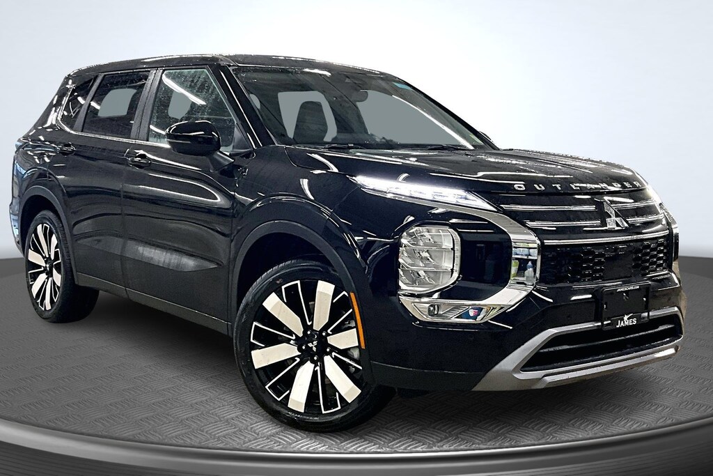 New 2026 Mitsubishi Outlander SE SUV